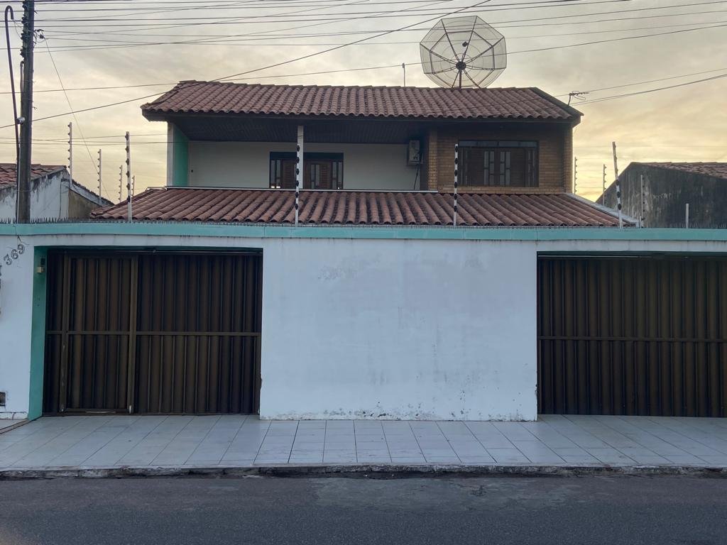 Casa para Venda em Arapiraca, Baixão, 4 dormitórios, 2 suítes, 2 banheiros, 1 vaga — foto 1