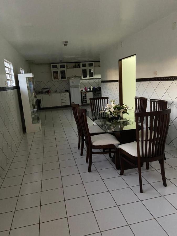 Foto 15 de Casa para Venda em Arapiraca, Baixão, 4 dormitórios, 2 suítes, 2 banheiros, 1 vaga