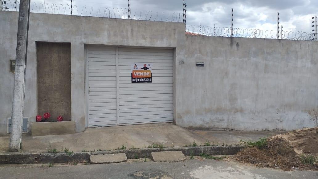 Casa para Venda em Arapiraca, Nilo Coelho, 3 dormitórios, 1 suíte, 1 banheiro, 2 vagas — foto 1