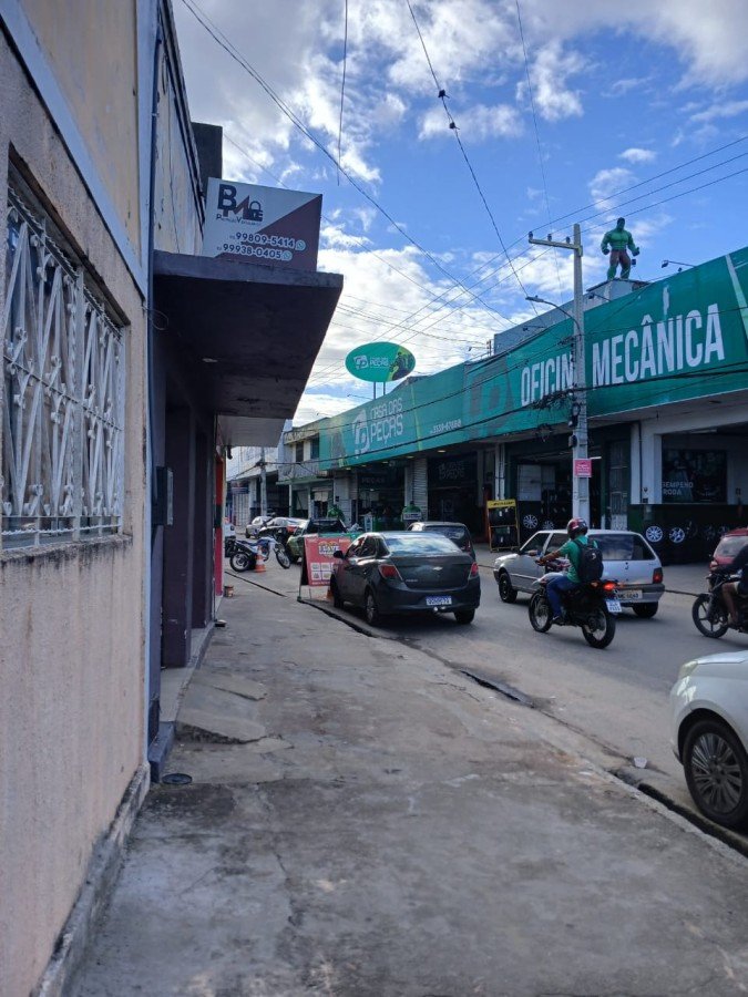 Comercial para Locação em Arapiraca, Centro, 3 dormitórios, 1 suíte, 1 banheiro — foto 2